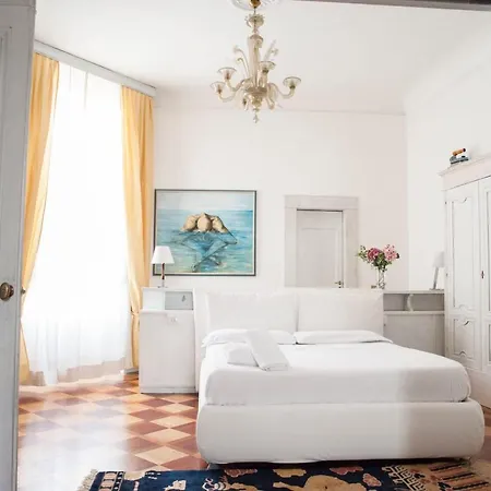 Luxury Flat In Centre Apartment