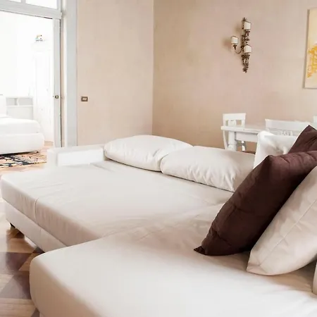 Luxury Flat In Centre Apartment *
