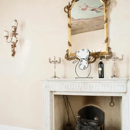 Luxury Flat In Centre Apartment
